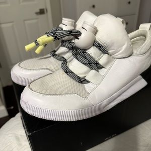 Sorel Out N About Plus Street Sneakers NL4277-100 WHITE Women’s Size 9